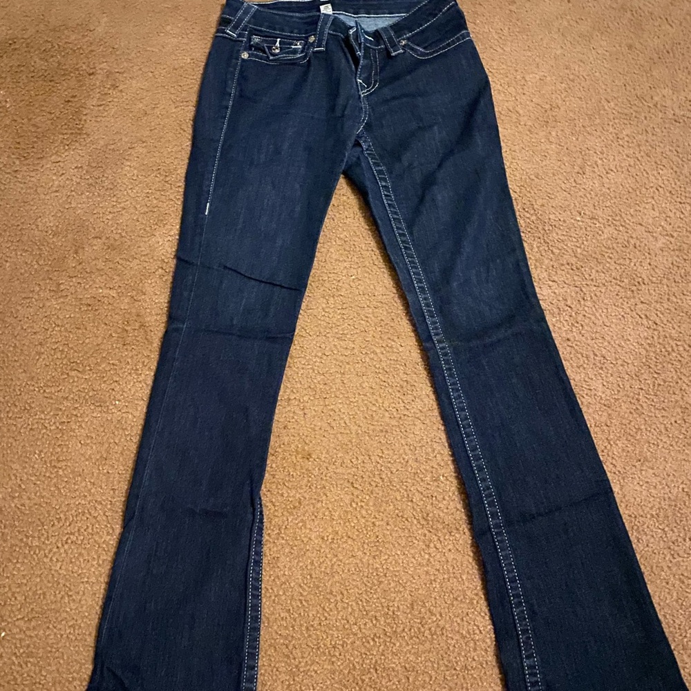 Boot cut